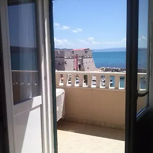 Apartament Mala Plaza, Kaštela